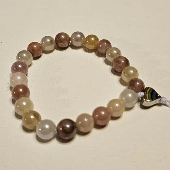 Elegant SUNSTONE Beaded Stretch Bracelet with Colorful Heart Charm ♡ Handmade ♡ - Picture 3 of 10